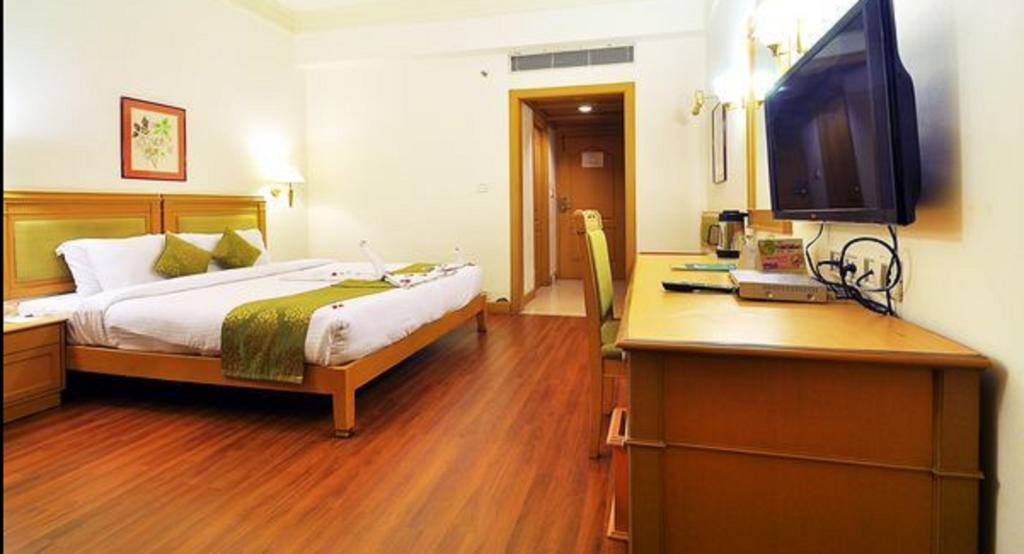 โรงแรมอาบัด เอเทรียม Kochi ภายนอก รูปภาพ